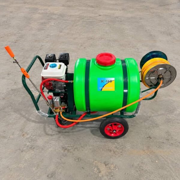 Boom Sprayer Machine